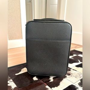 Louis Vuitton roller cabin bag